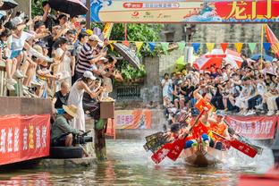 及时调整！格雷森-阿伦上半场9中3 第三节9中7&三分7中5独得19分